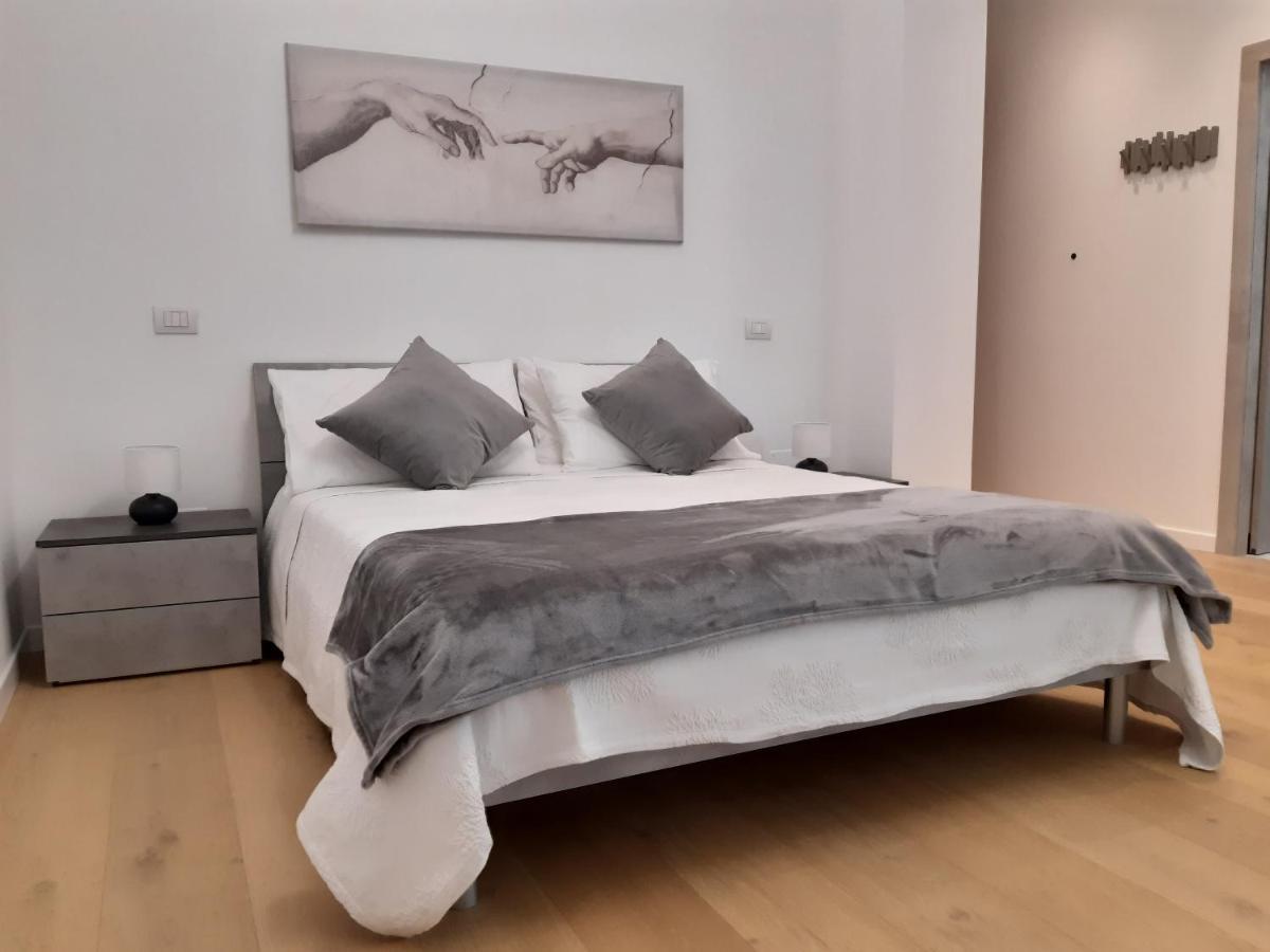 Piazza Mazzini Apartment Lecce Dış mekan fotoğraf